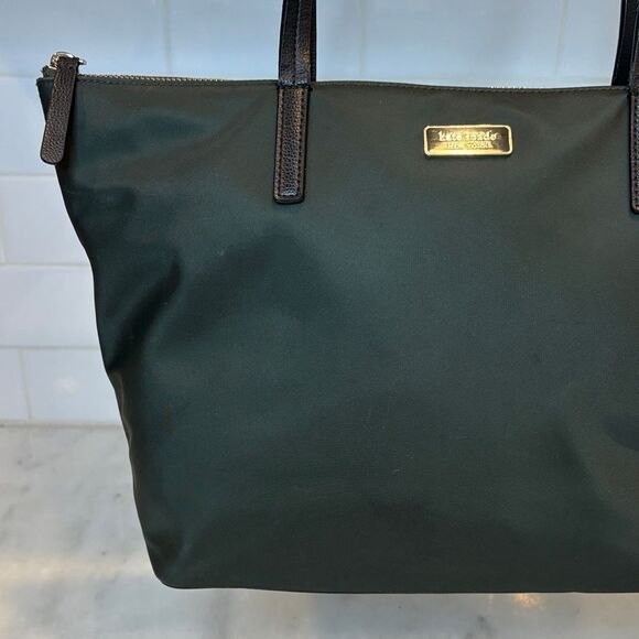 Kate Spade Purse Handbag Pocketbook Nylon Full Zip Medium Tote Shoulder Bag - Picture 2 of 15